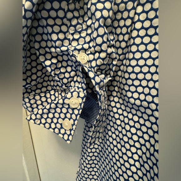 Van Heusen Medium 3/4 sleeve button down - Picture 4 of 7